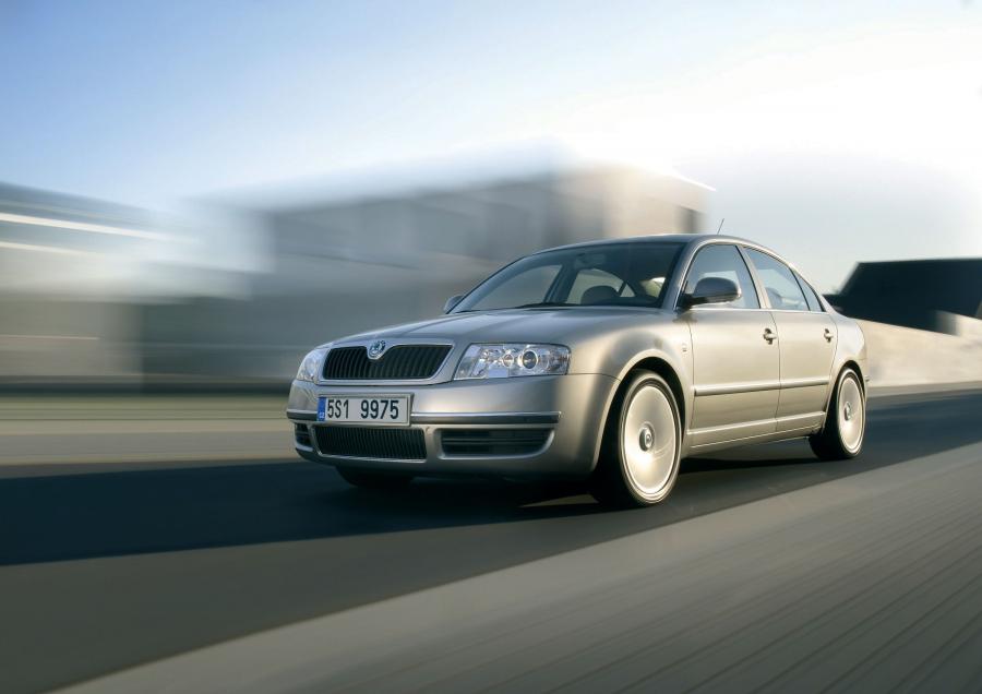  Skoda Superb 2008 года  (фото 26 из 131)
